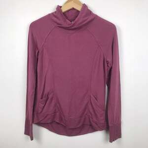 yogalicious‎ pullover